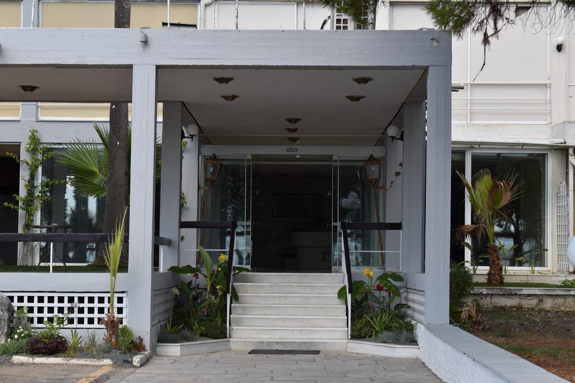 Hotel Theoxenia Missolonghi Екстер'єр фото