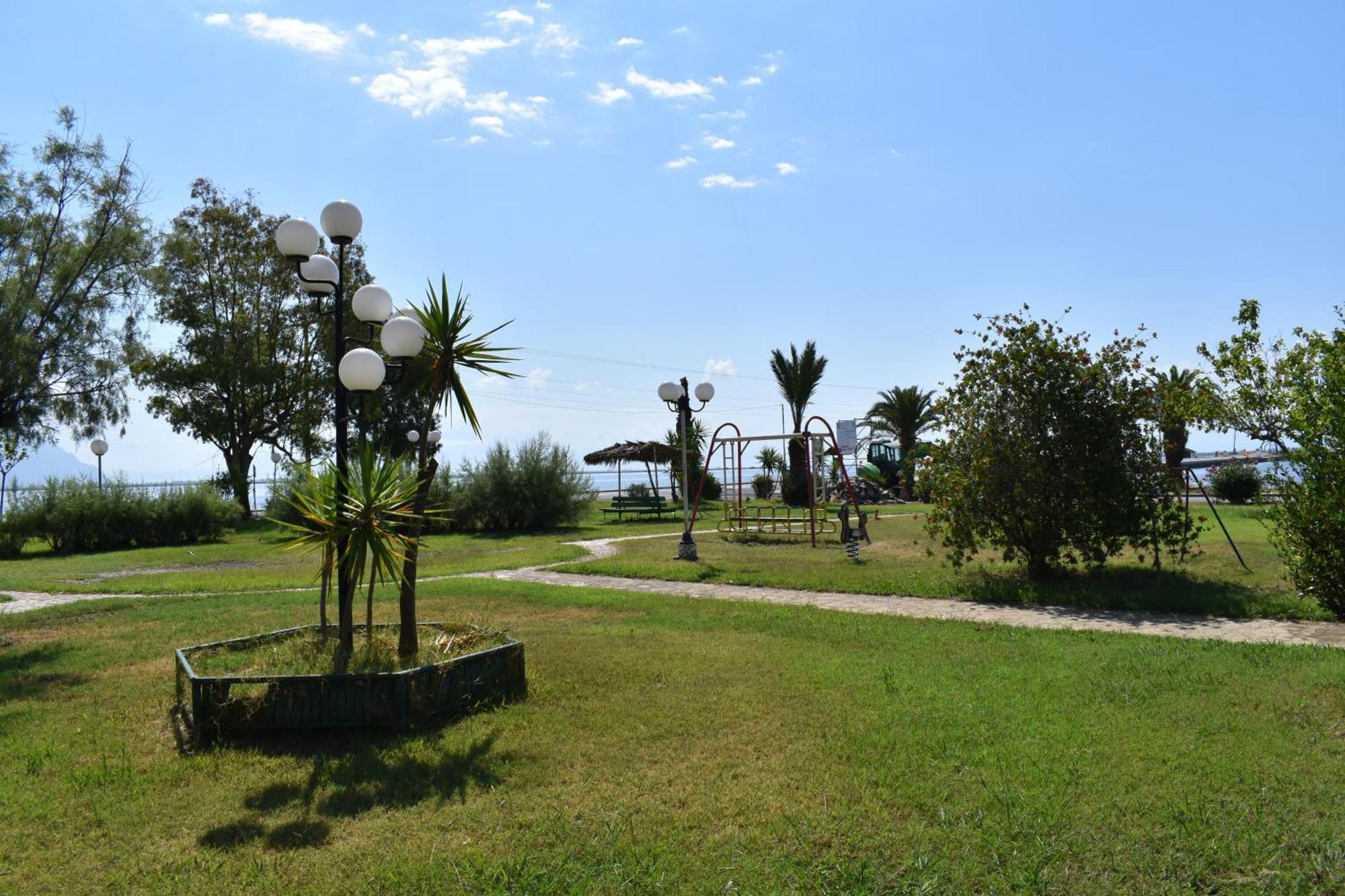 Hotel Theoxenia Missolonghi Екстер'єр фото