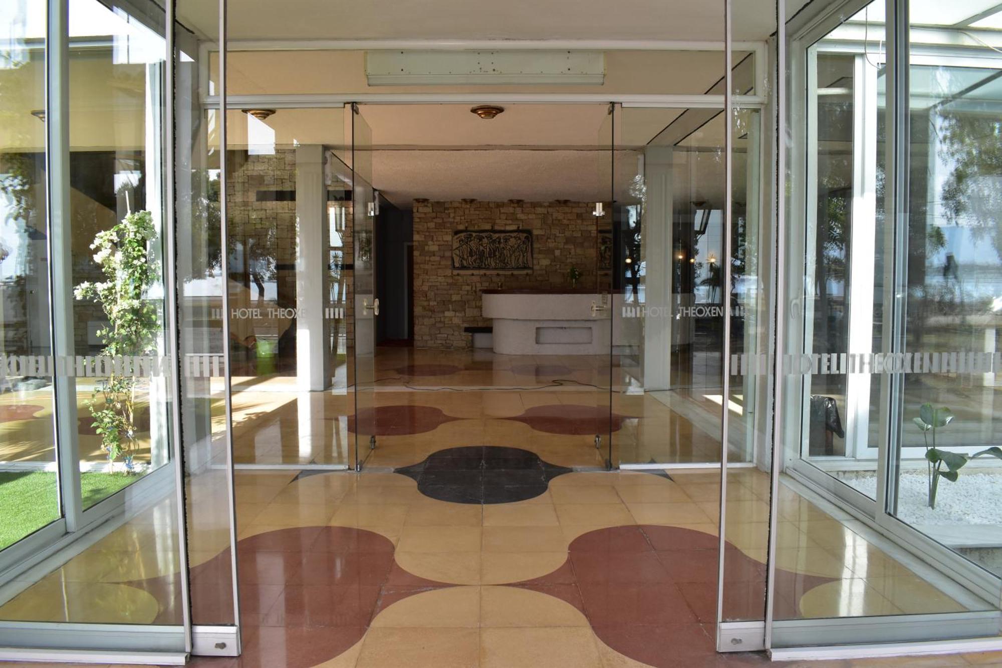 Hotel Theoxenia Missolonghi Екстер'єр фото