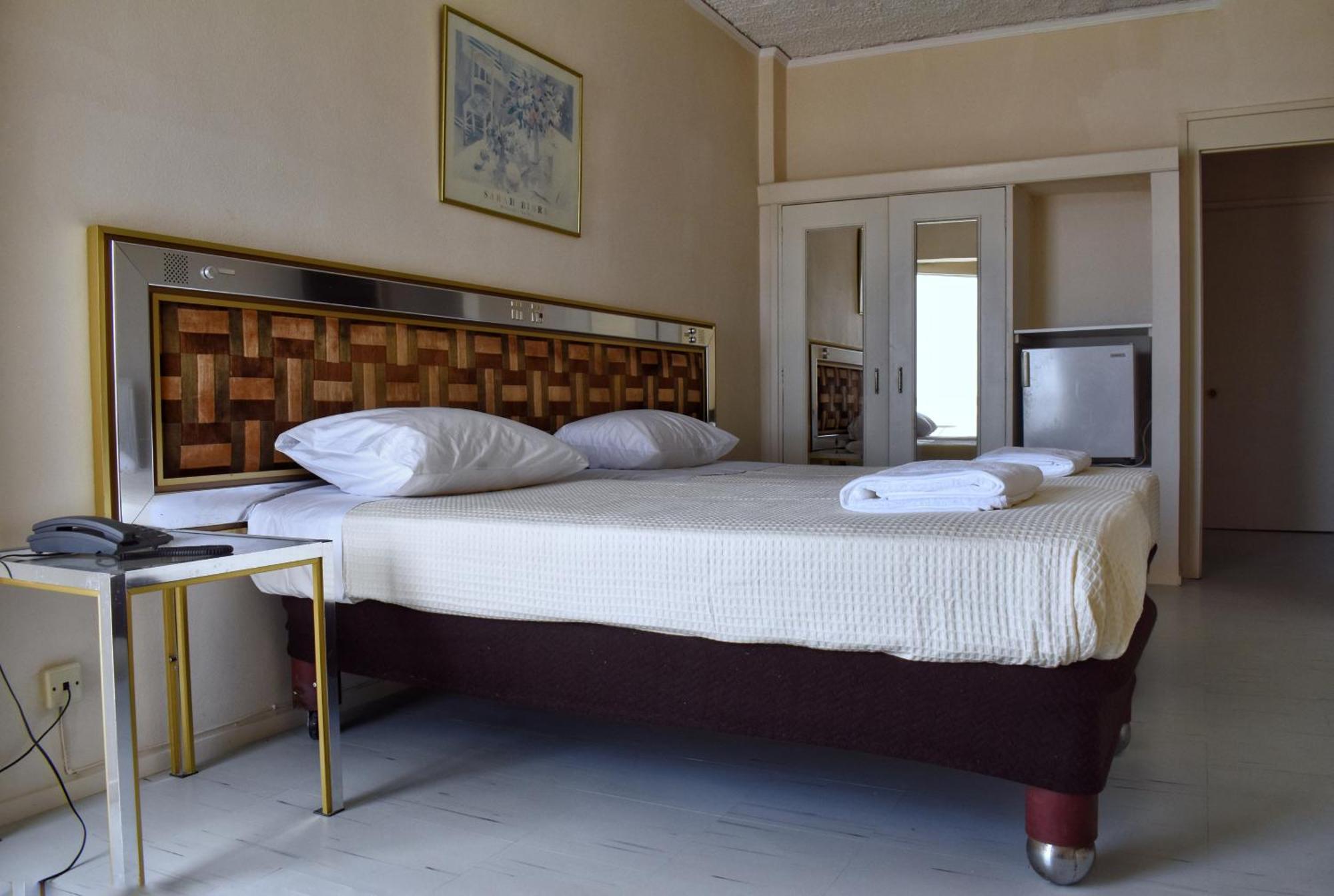 Hotel Theoxenia Missolonghi Екстер'єр фото