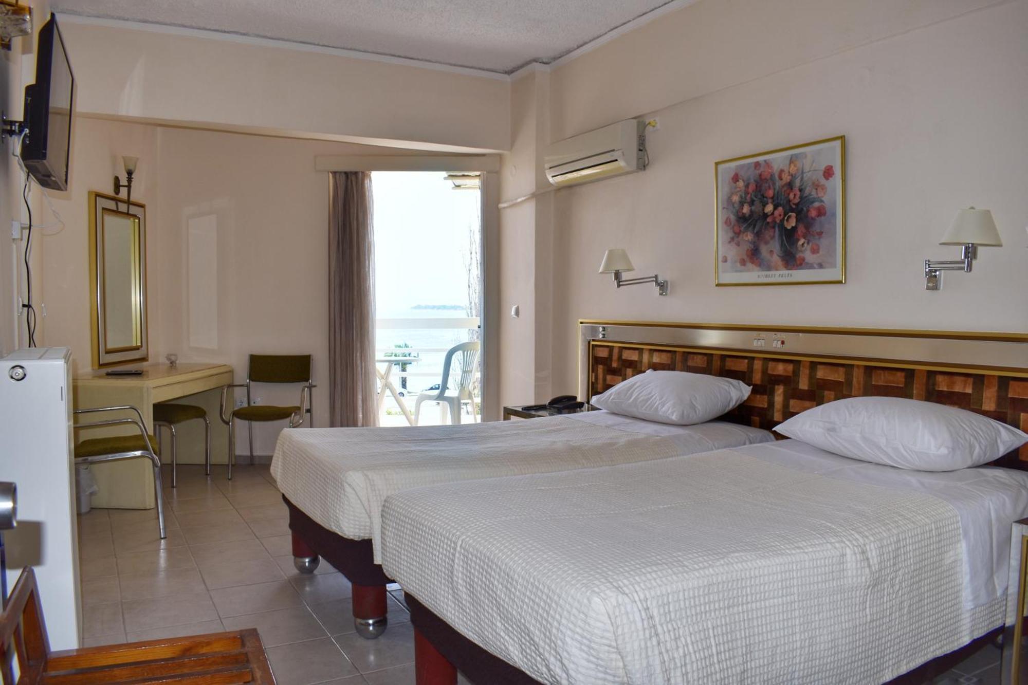 Hotel Theoxenia Missolonghi Екстер'єр фото