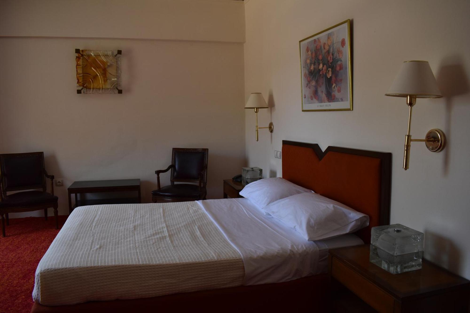 Hotel Theoxenia Missolonghi Екстер'єр фото