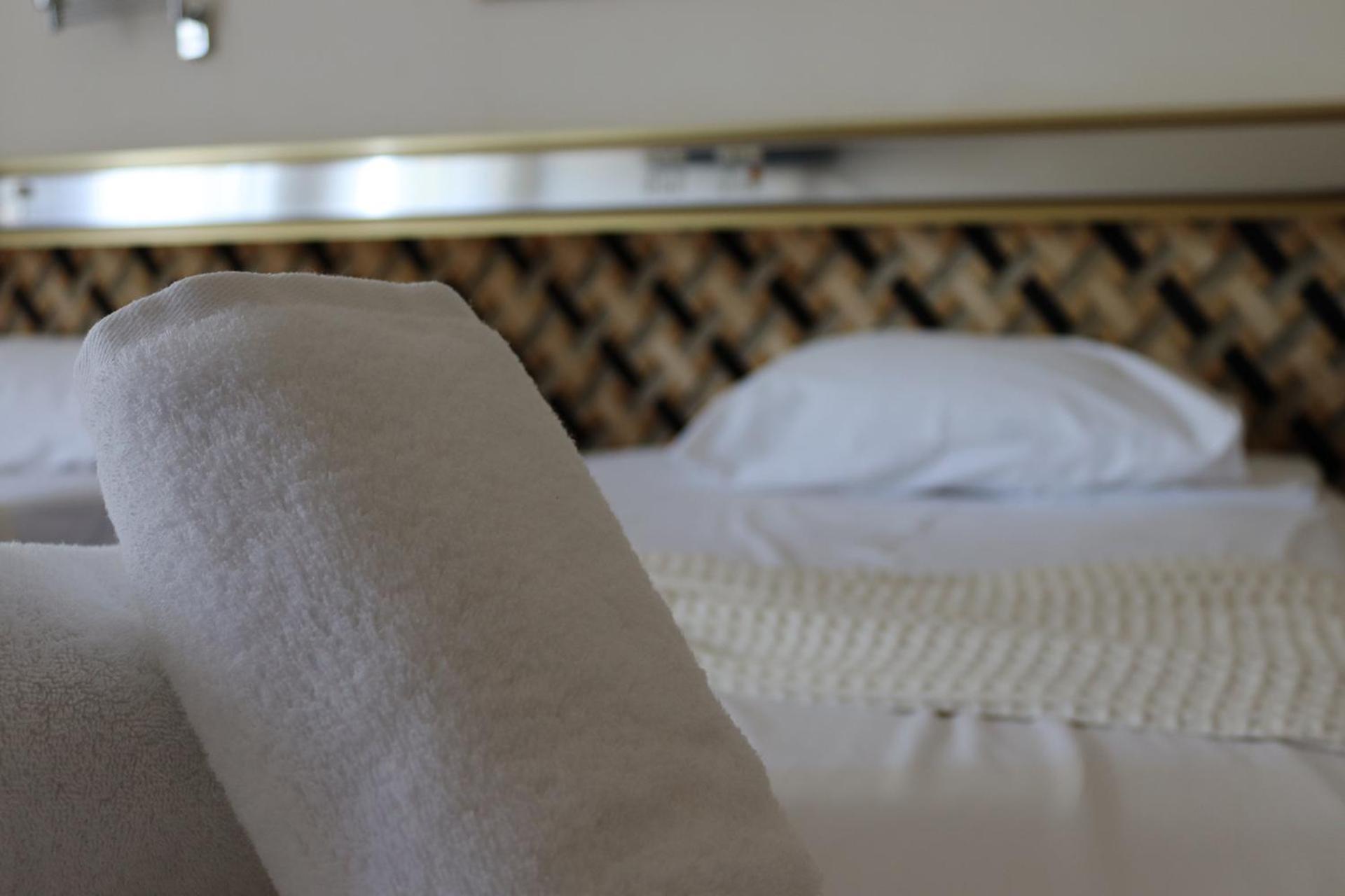 Hotel Theoxenia Missolonghi Екстер'єр фото